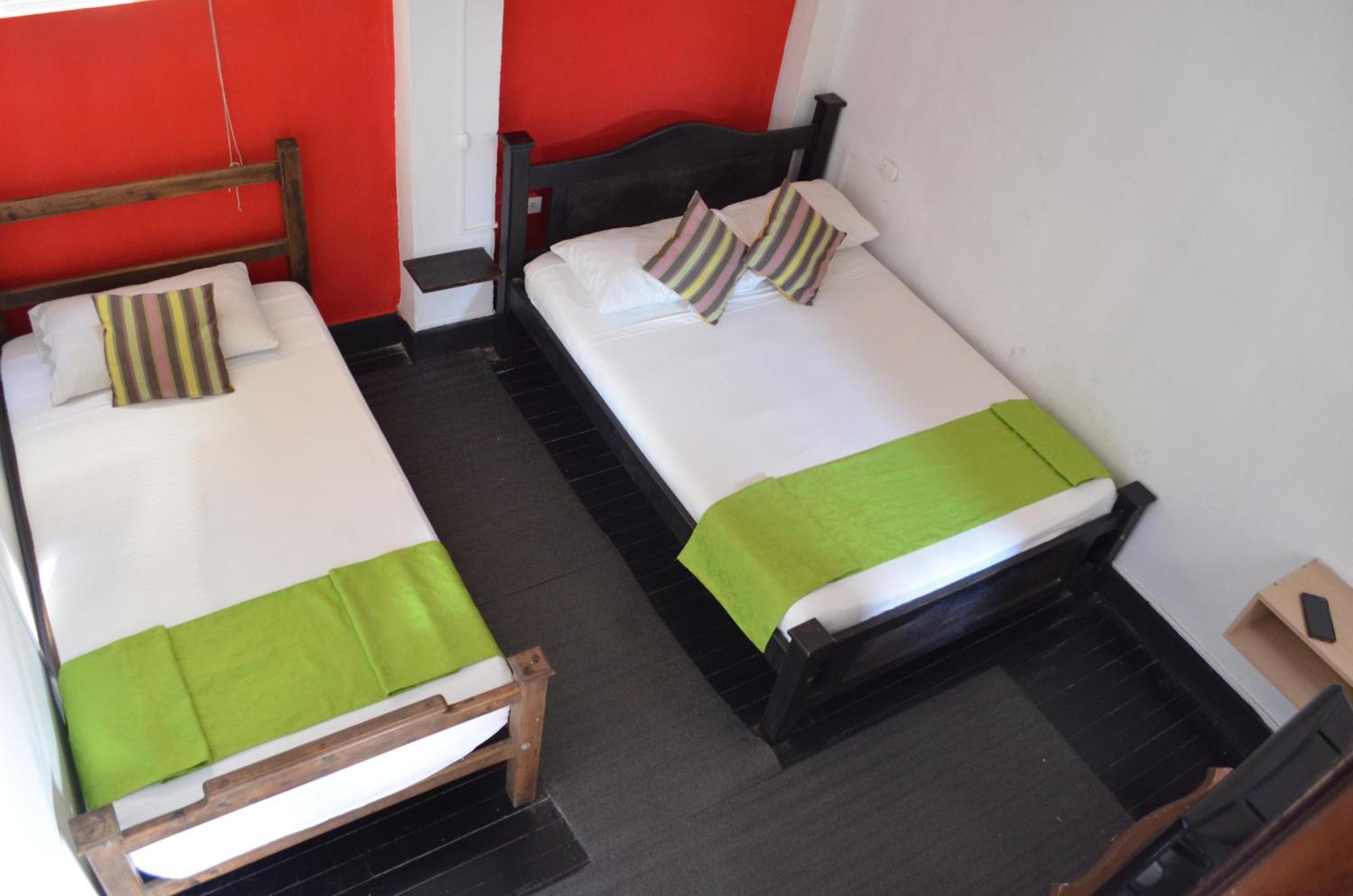 סן גיל Casona Don Juan Hostel מראה חיצוני תמונה